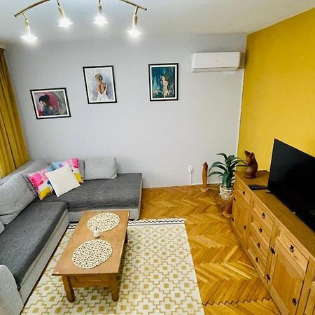 Апартаменти Apartman Jelena II Сремська Митровиця Екстер'єр фото