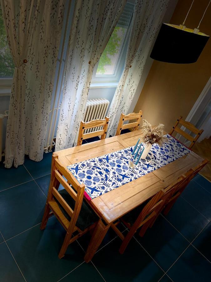 Апартаменти Apartman Jelena II Сремська Митровиця Екстер'єр фото